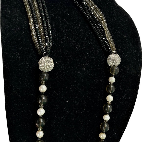 Multi strand Czeck crystals with smoky quartz, and large white freshwater pearls - Picture 5 of 5